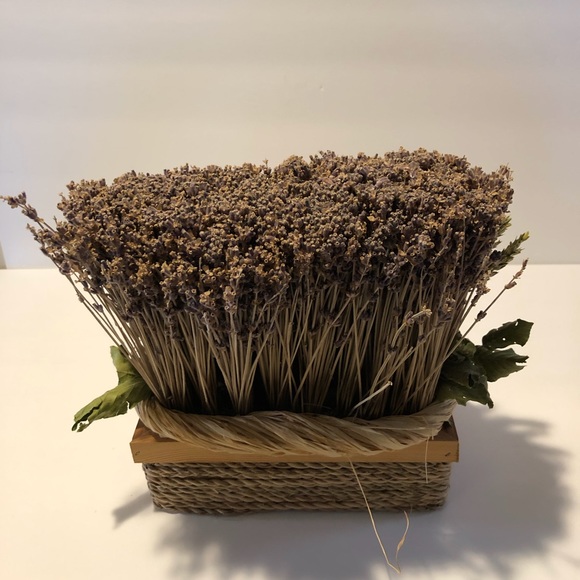 DRIED flowers scented centerpiece arrangement. - Picture 6 of 8